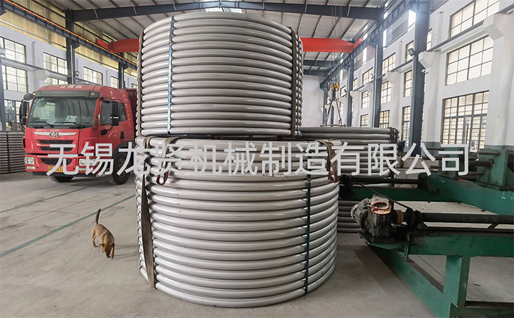 化工封頭外半管碰見接管怎么避開？