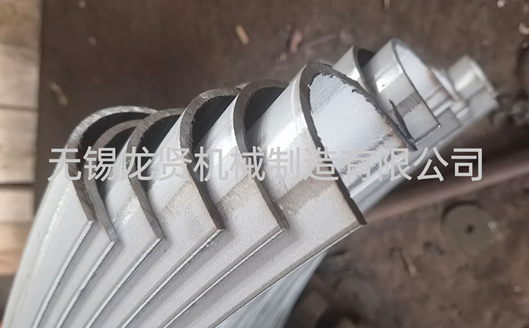 無錫碳鋼半圓管選哪家？龍賢：把 “半圓鋼” 做成 “放心管”，靠譜到不用挑！